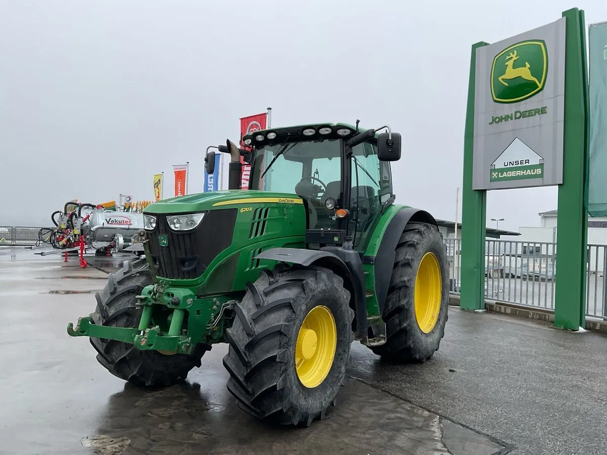 John Deere 6210R mit 6-Zylinder-Motor – Bild 1