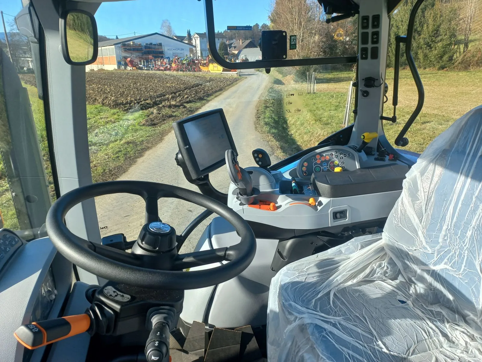 New Holland T5.110 Auto Command – Bild 2