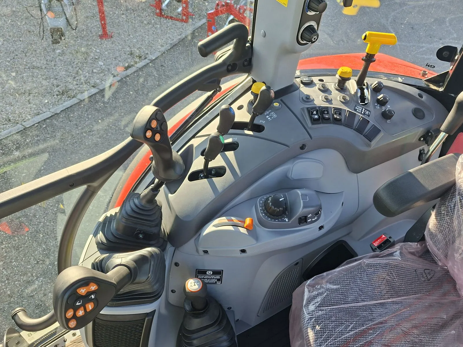 Steyr 4100 PLUS – Bild 2