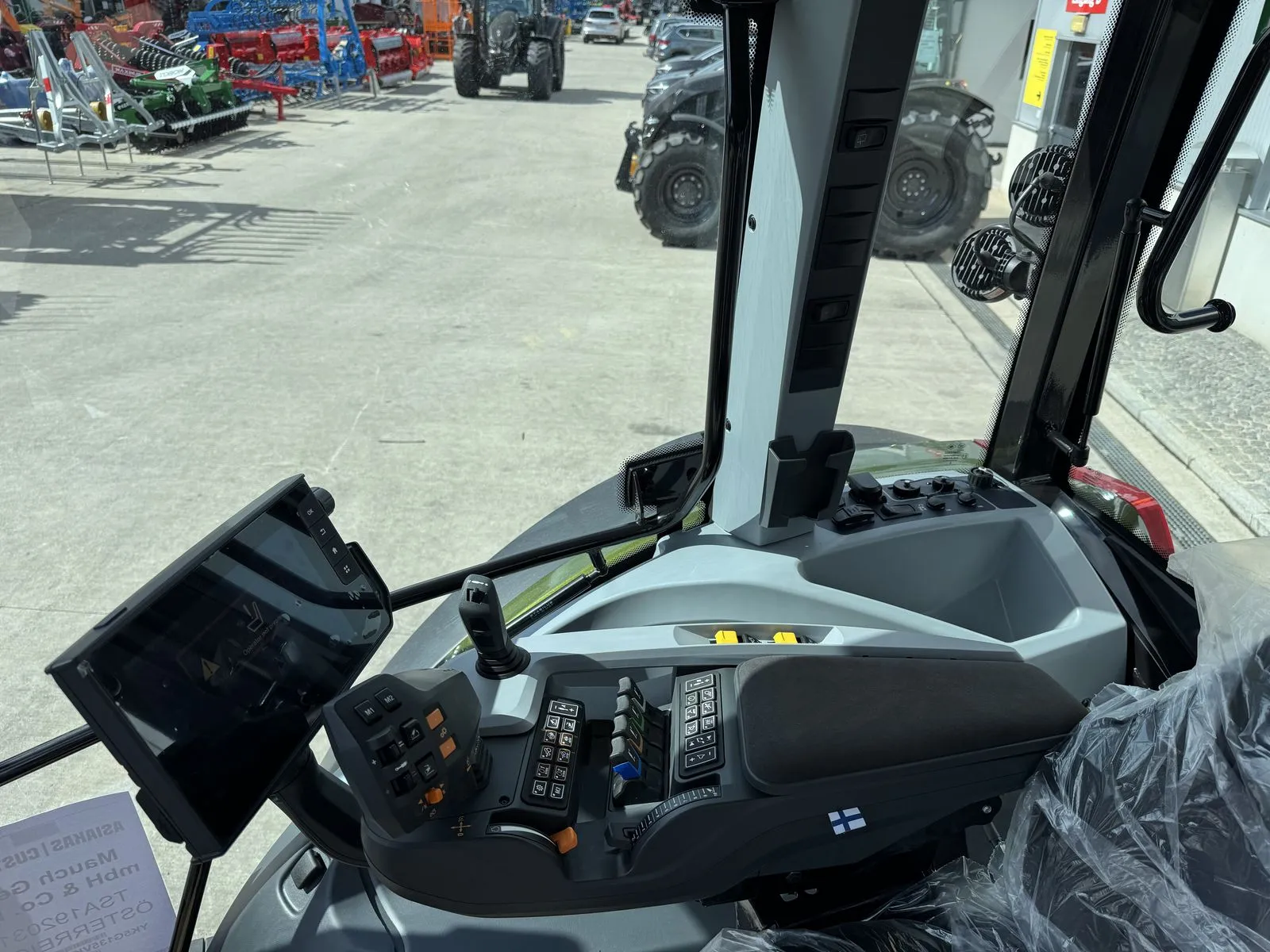 Valtra G135 VERSU – Bild 2