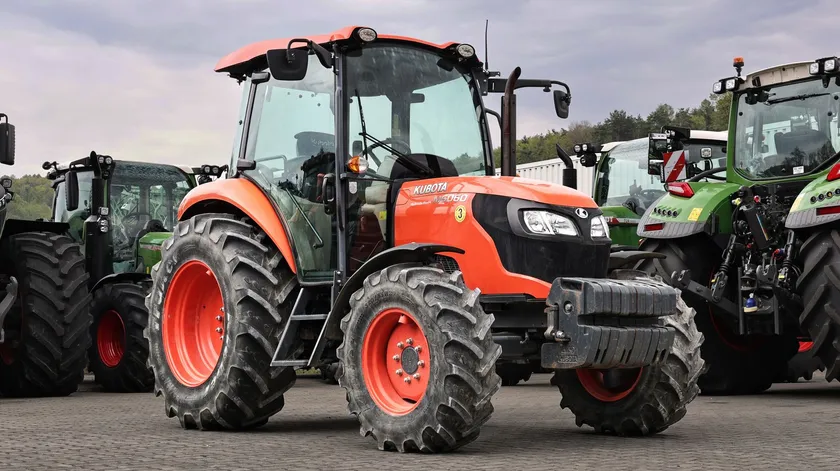 Kubota M 6060 DTHQ
